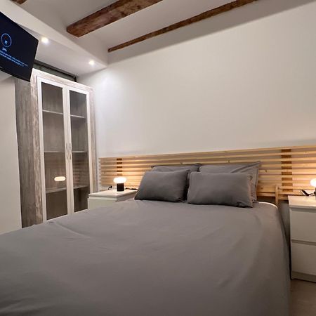 Tosalet Apartment Valencia Bagian luar foto